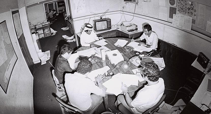 صدور صحيفة «صوت الأمة» لصاحبها أحمد سلطان الجابر، وصحيفة «الفجر» لصاحبها عبيد حميد المزروعي، وانطلاق بث تلفزيون دبي.